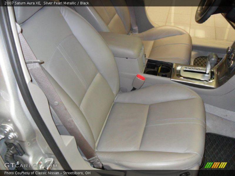 Silver Pearl Metallic / Black 2007 Saturn Aura XE
