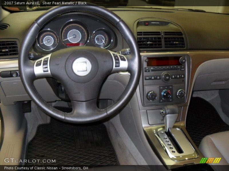 Silver Pearl Metallic / Black 2007 Saturn Aura XE