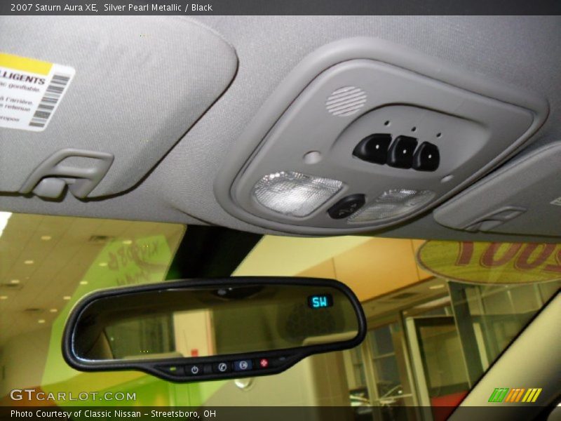 Silver Pearl Metallic / Black 2007 Saturn Aura XE