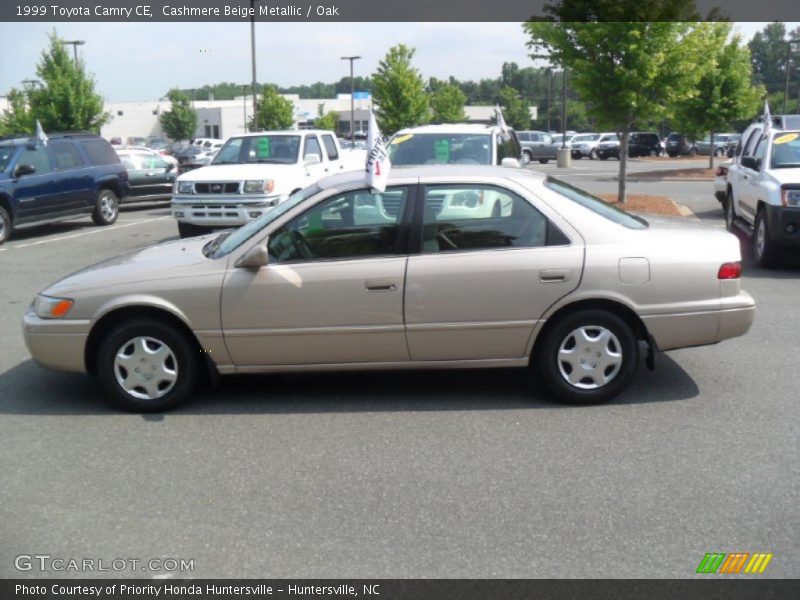 Cashmere Beige Metallic / Oak 1999 Toyota Camry CE
