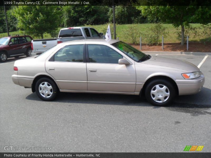 Cashmere Beige Metallic / Oak 1999 Toyota Camry CE