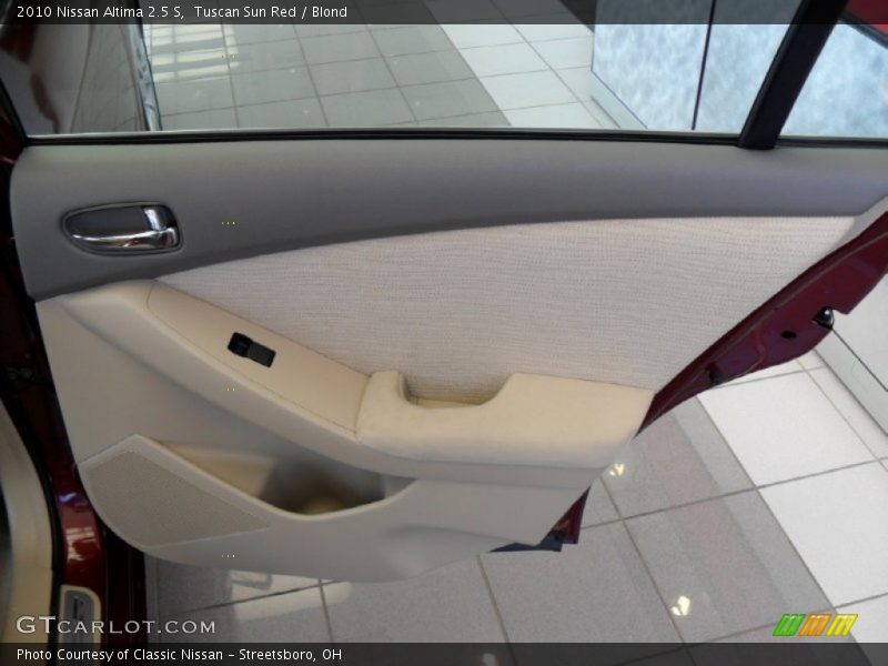 Tuscan Sun Red / Blond 2010 Nissan Altima 2.5 S