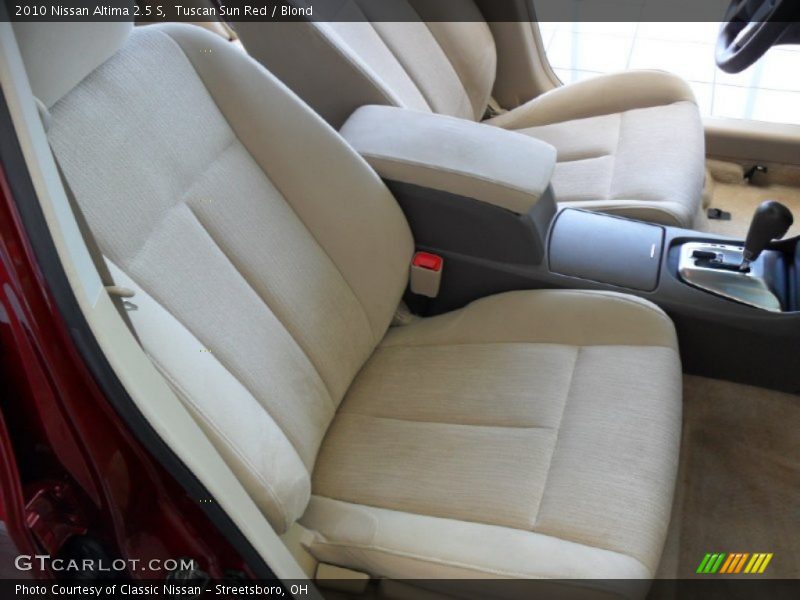 Tuscan Sun Red / Blond 2010 Nissan Altima 2.5 S