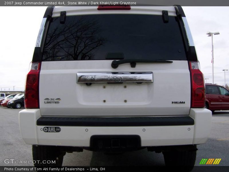 Stone White / Dark Khaki/Light Graystone 2007 Jeep Commander Limited 4x4