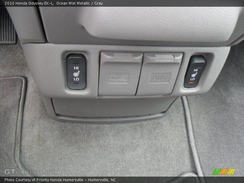 Ocean Mist Metallic / Gray 2010 Honda Odyssey EX-L
