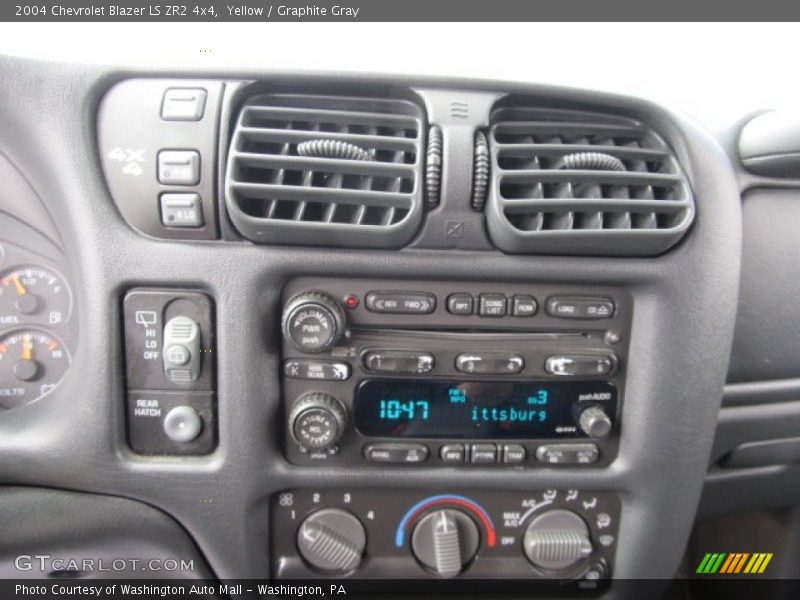 Audio System of 2004 Blazer LS ZR2 4x4