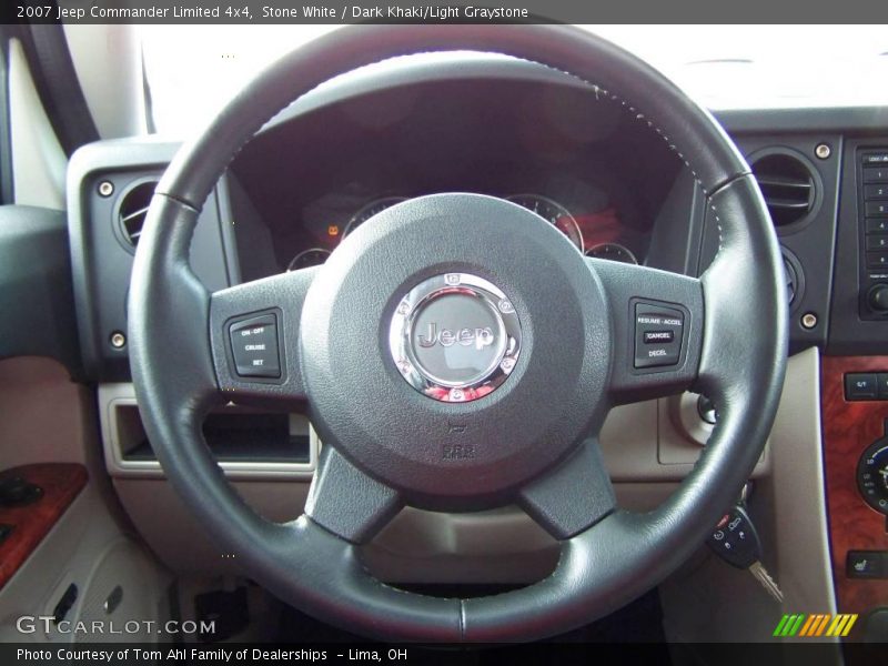 Stone White / Dark Khaki/Light Graystone 2007 Jeep Commander Limited 4x4