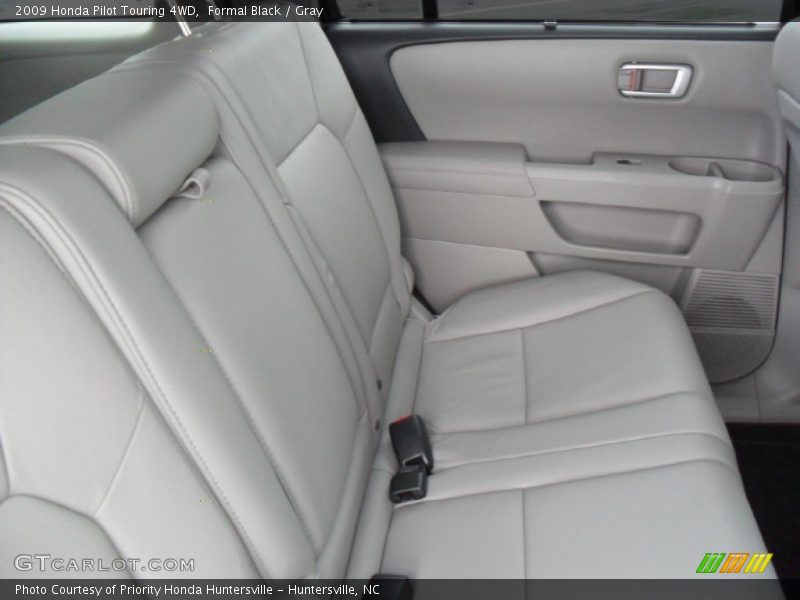 Formal Black / Gray 2009 Honda Pilot Touring 4WD