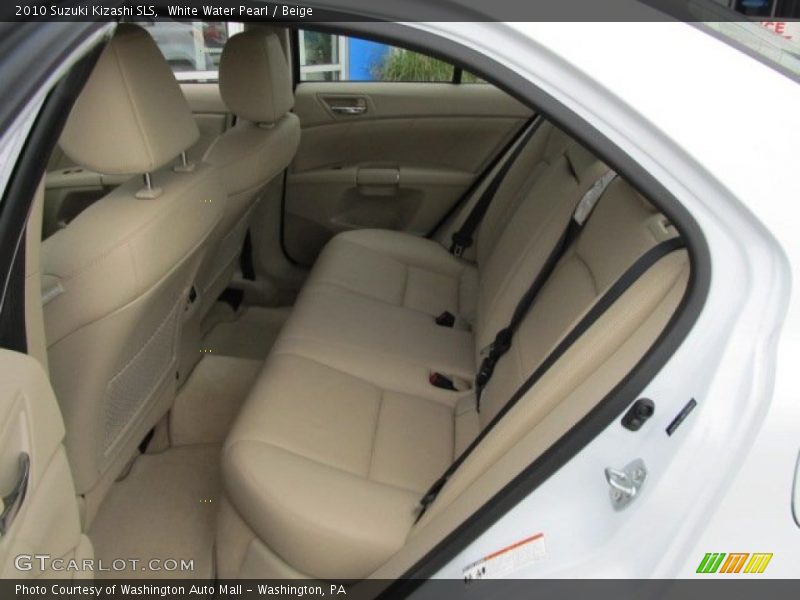  2010 Kizashi SLS Beige Interior