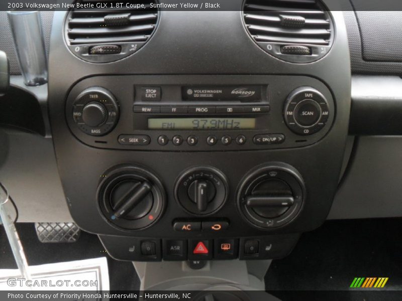 Audio System of 2003 New Beetle GLX 1.8T Coupe