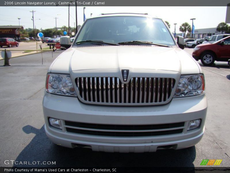 Cashmere Tri-Coat / Camel 2006 Lincoln Navigator Luxury