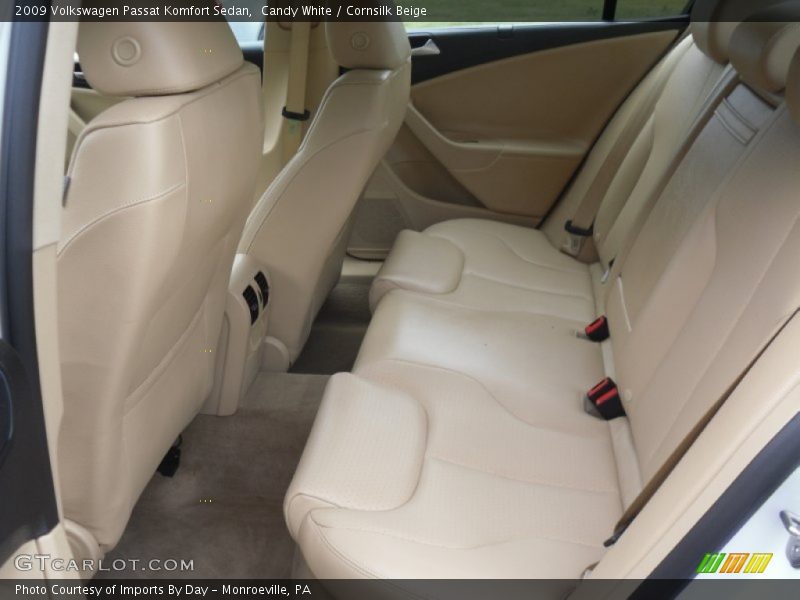 Candy White / Cornsilk Beige 2009 Volkswagen Passat Komfort Sedan