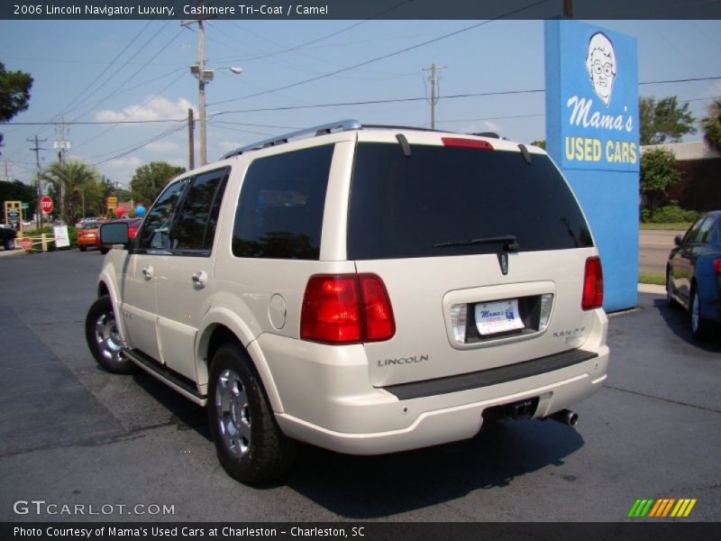 Cashmere Tri-Coat / Camel 2006 Lincoln Navigator Luxury