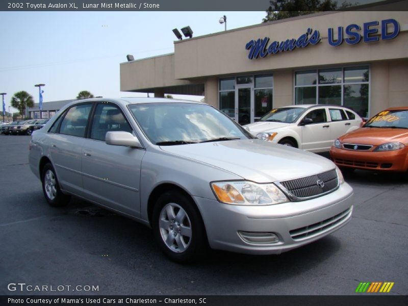 Lunar Mist Metallic / Stone 2002 Toyota Avalon XL