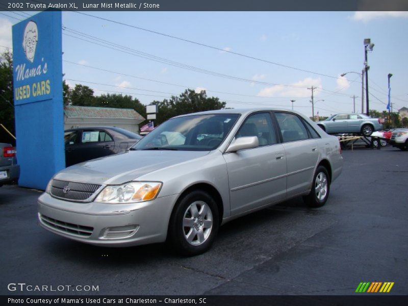 Lunar Mist Metallic / Stone 2002 Toyota Avalon XL