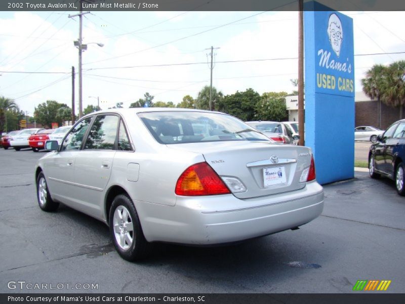 Lunar Mist Metallic / Stone 2002 Toyota Avalon XL