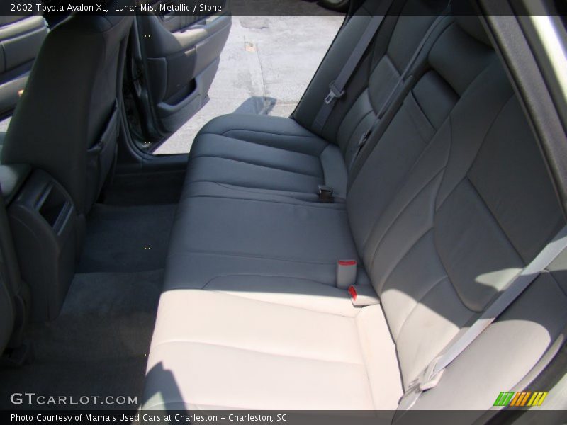 Lunar Mist Metallic / Stone 2002 Toyota Avalon XL