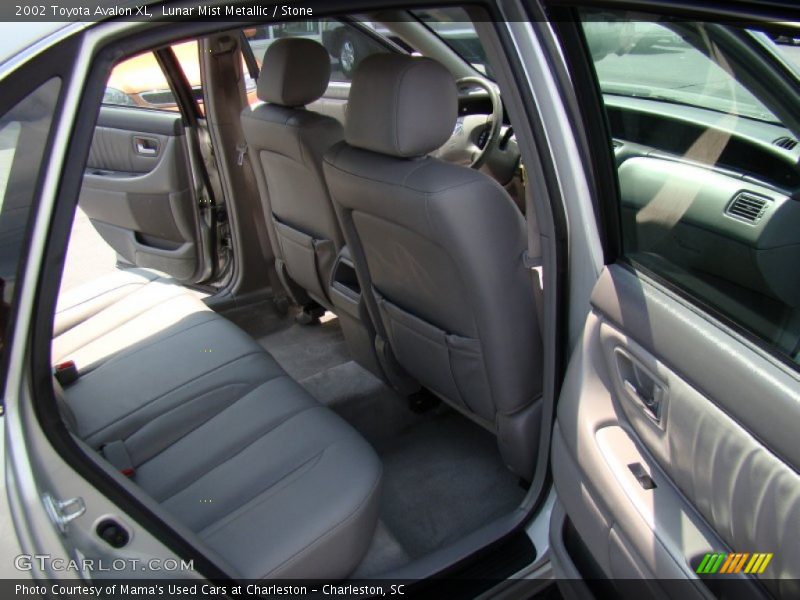 Lunar Mist Metallic / Stone 2002 Toyota Avalon XL