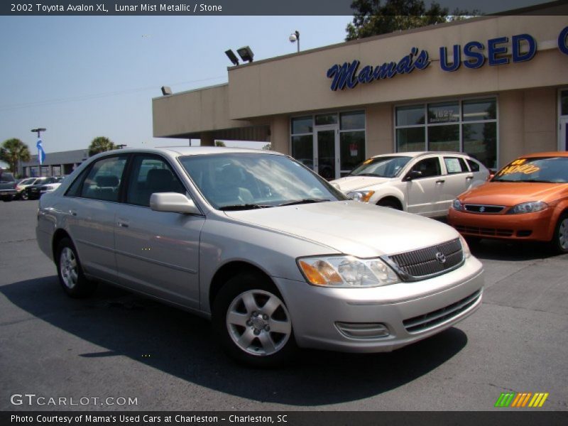 Lunar Mist Metallic / Stone 2002 Toyota Avalon XL