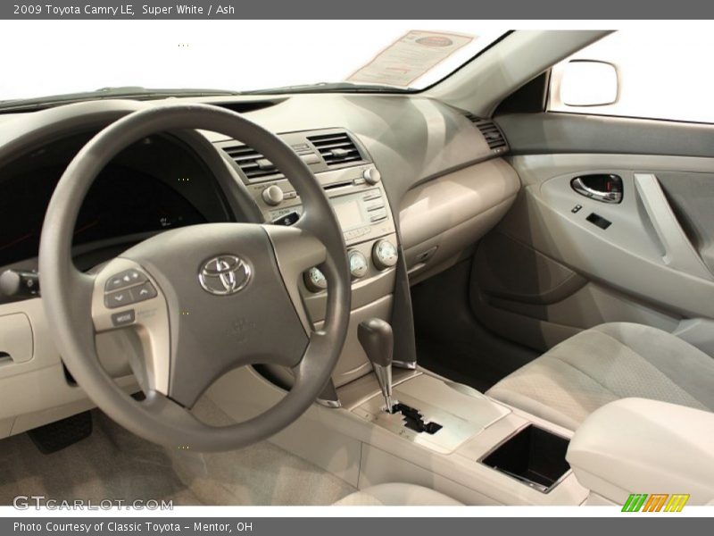Super White / Ash 2009 Toyota Camry LE