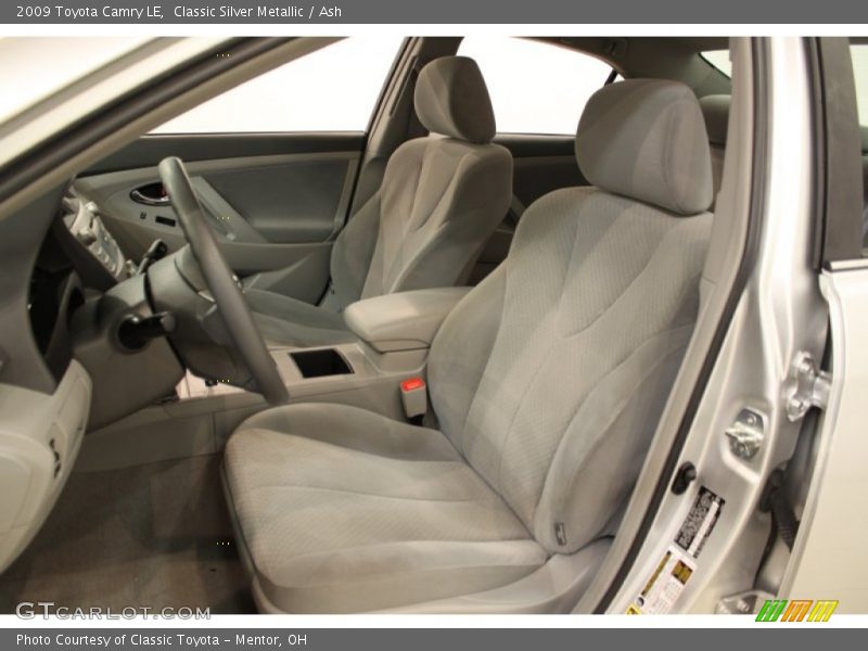 Classic Silver Metallic / Ash 2009 Toyota Camry LE