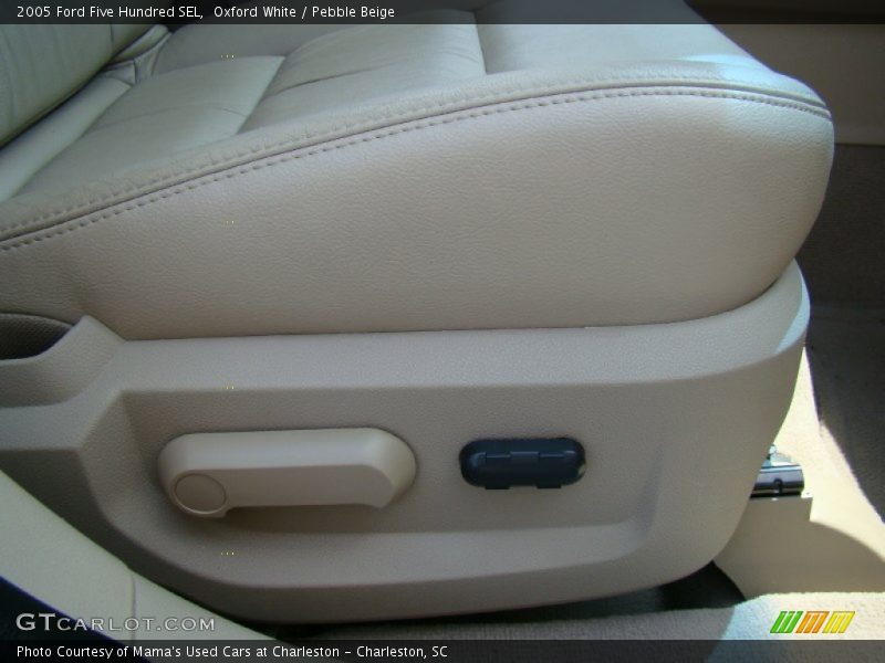 Oxford White / Pebble Beige 2005 Ford Five Hundred SEL