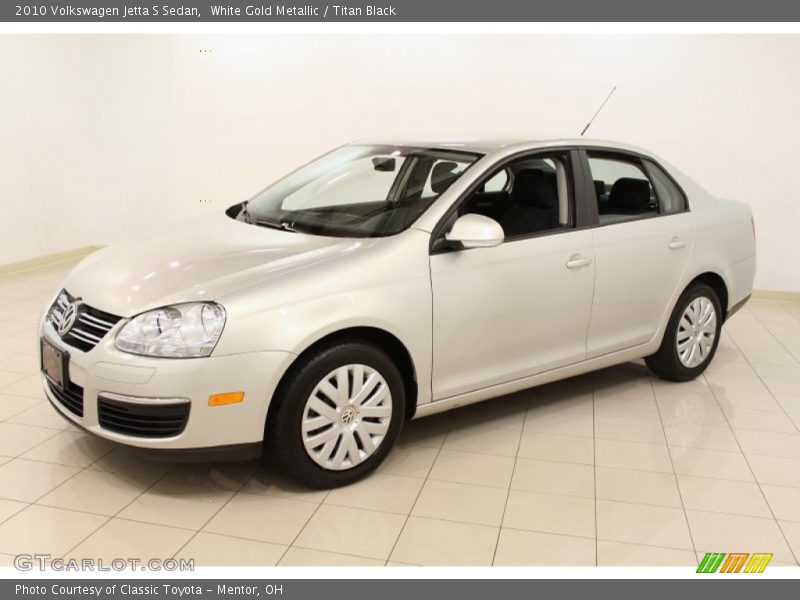 White Gold Metallic / Titan Black 2010 Volkswagen Jetta S Sedan