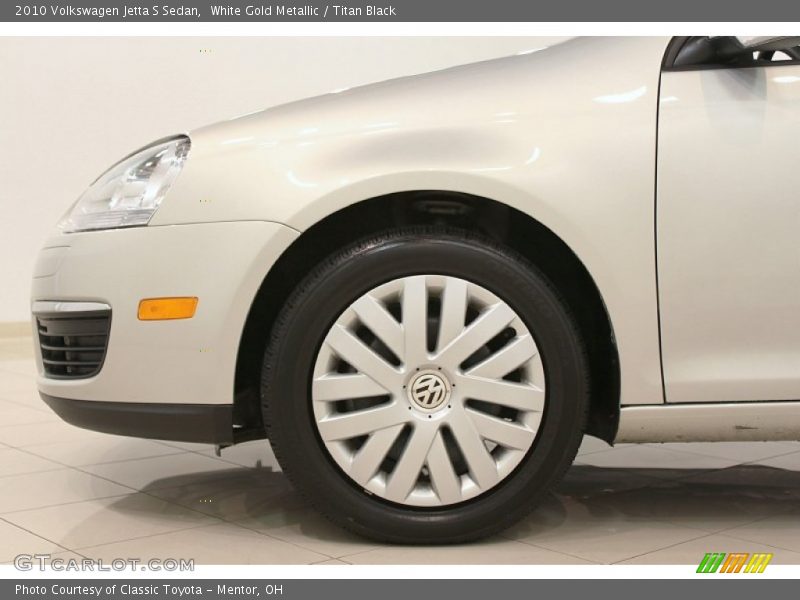 White Gold Metallic / Titan Black 2010 Volkswagen Jetta S Sedan