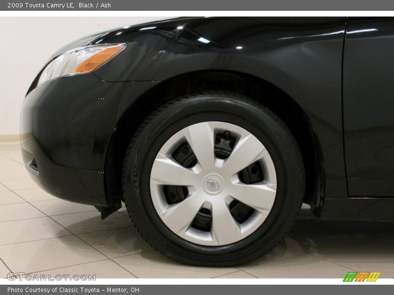 Black / Ash 2009 Toyota Camry LE
