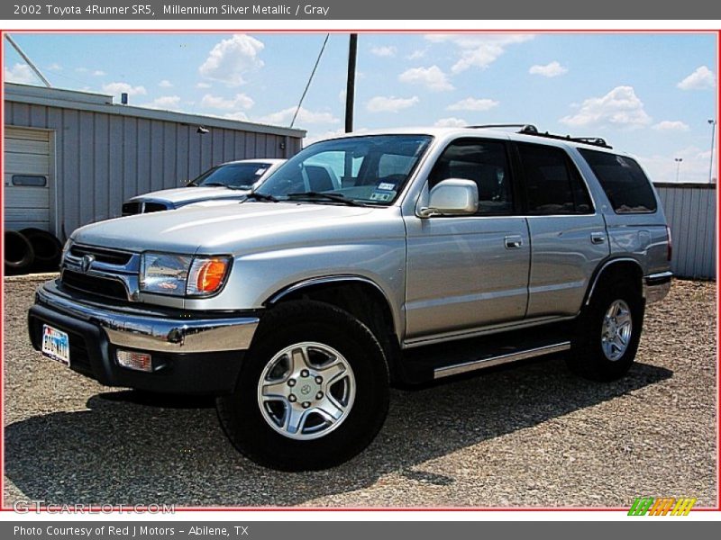 Millennium Silver Metallic / Gray 2002 Toyota 4Runner SR5