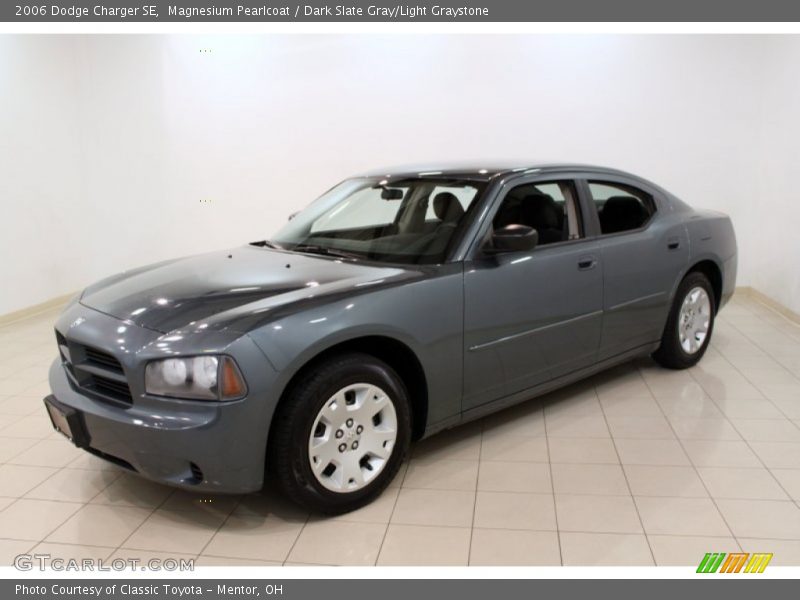 Magnesium Pearlcoat / Dark Slate Gray/Light Graystone 2006 Dodge Charger SE