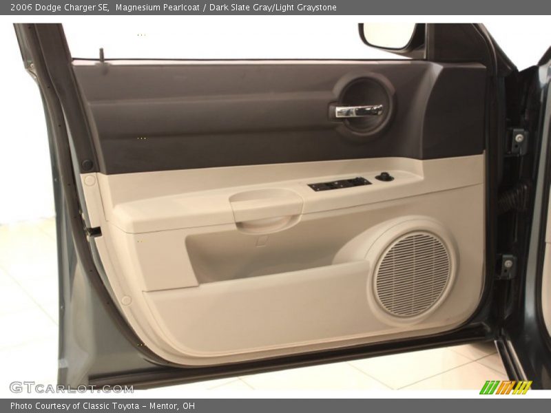 Magnesium Pearlcoat / Dark Slate Gray/Light Graystone 2006 Dodge Charger SE