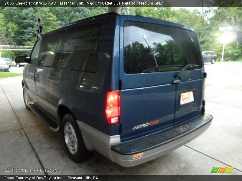 Medium Cadet Blue Metallic / Medium Gray 2005 Chevrolet Astro LS AWD Passenger Van
