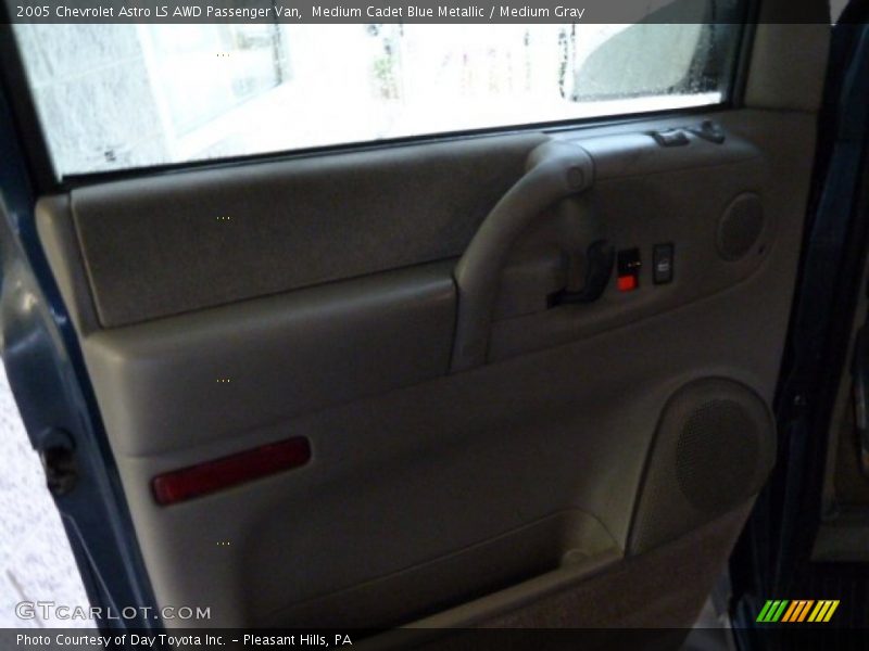 Medium Cadet Blue Metallic / Medium Gray 2005 Chevrolet Astro LS AWD Passenger Van