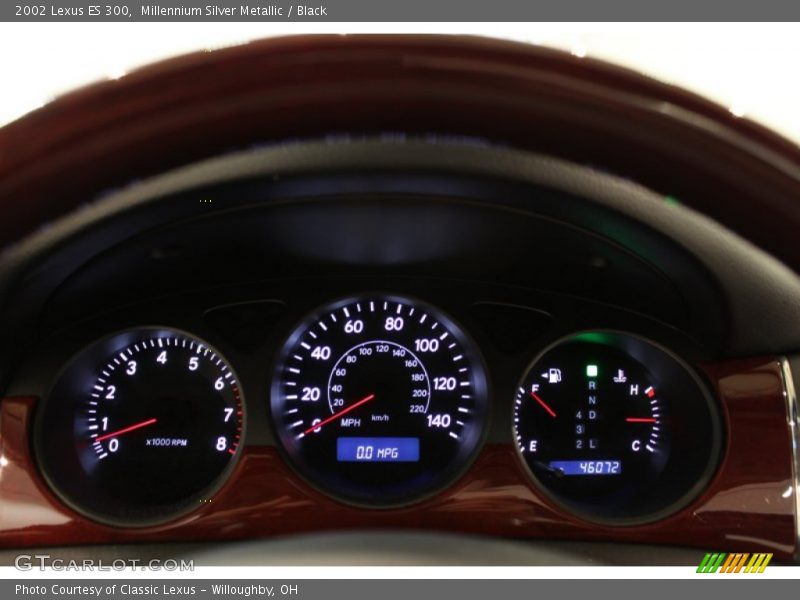 Millennium Silver Metallic / Black 2002 Lexus ES 300