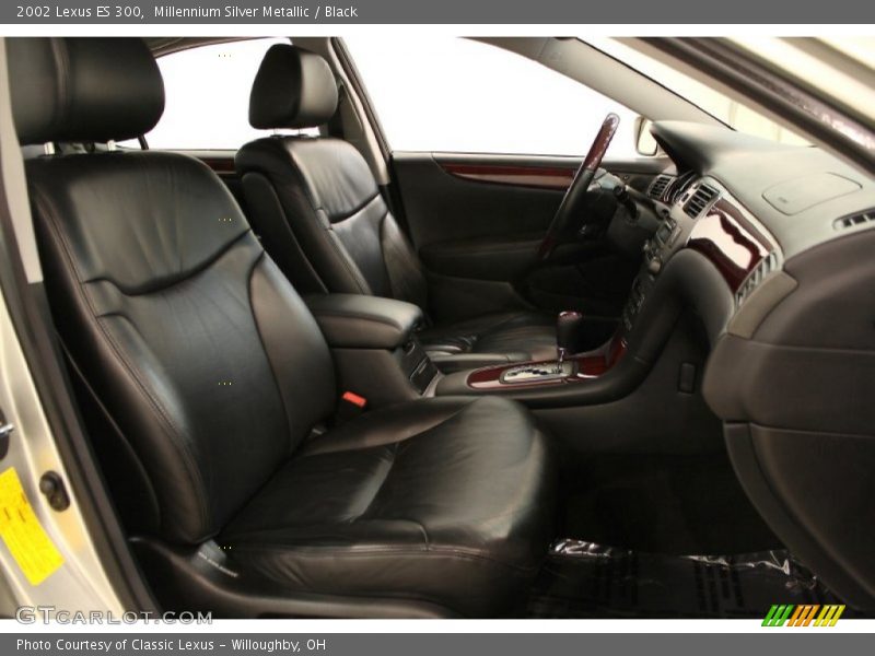Millennium Silver Metallic / Black 2002 Lexus ES 300