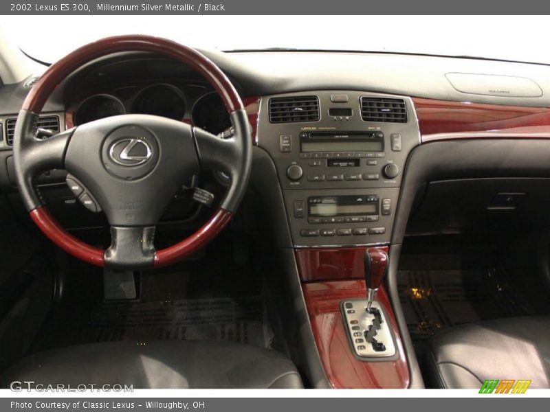 Millennium Silver Metallic / Black 2002 Lexus ES 300