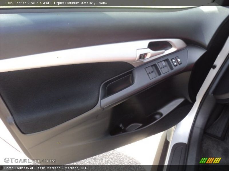 Door Panel of 2009 Vibe 2.4 AWD