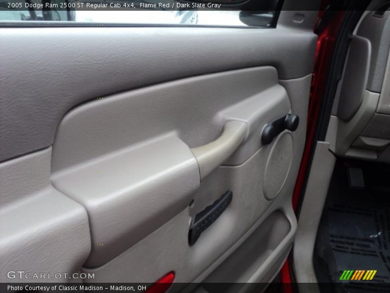 Flame Red / Dark Slate Gray 2005 Dodge Ram 2500 ST Regular Cab 4x4