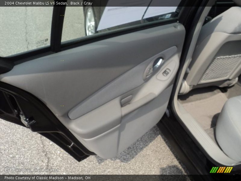 Black / Gray 2004 Chevrolet Malibu LS V6 Sedan