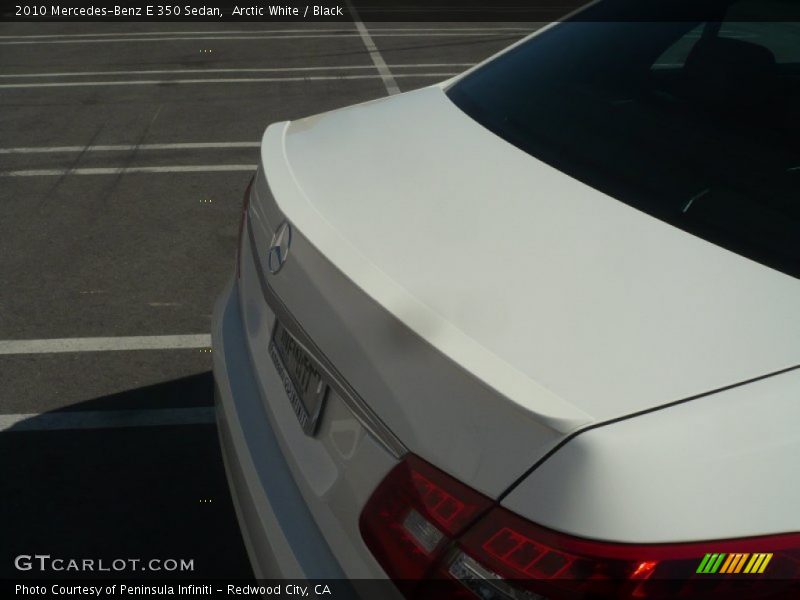 Arctic White / Black 2010 Mercedes-Benz E 350 Sedan