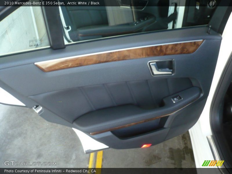 Arctic White / Black 2010 Mercedes-Benz E 350 Sedan