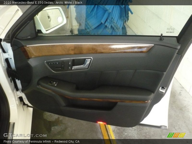 Arctic White / Black 2010 Mercedes-Benz E 350 Sedan