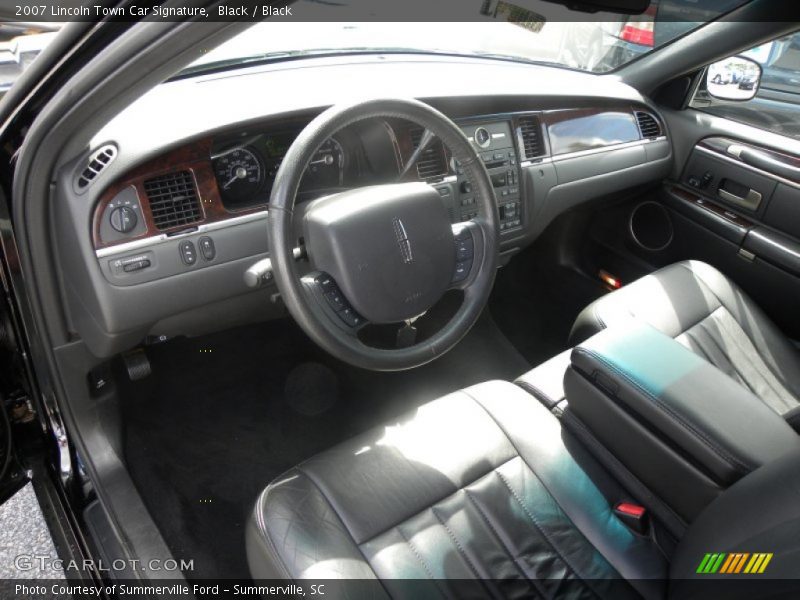 Black / Black 2007 Lincoln Town Car Signature