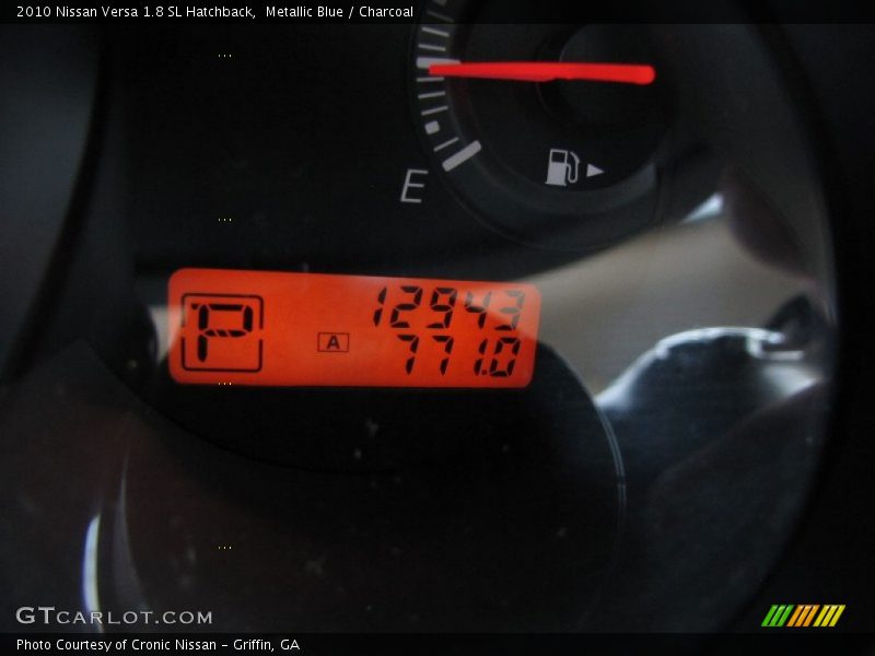Metallic Blue / Charcoal 2010 Nissan Versa 1.8 SL Hatchback