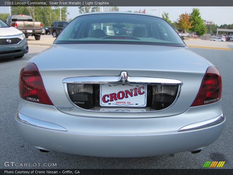 Silver Frost Metallic / Light Graphite 2001 Lincoln Continental