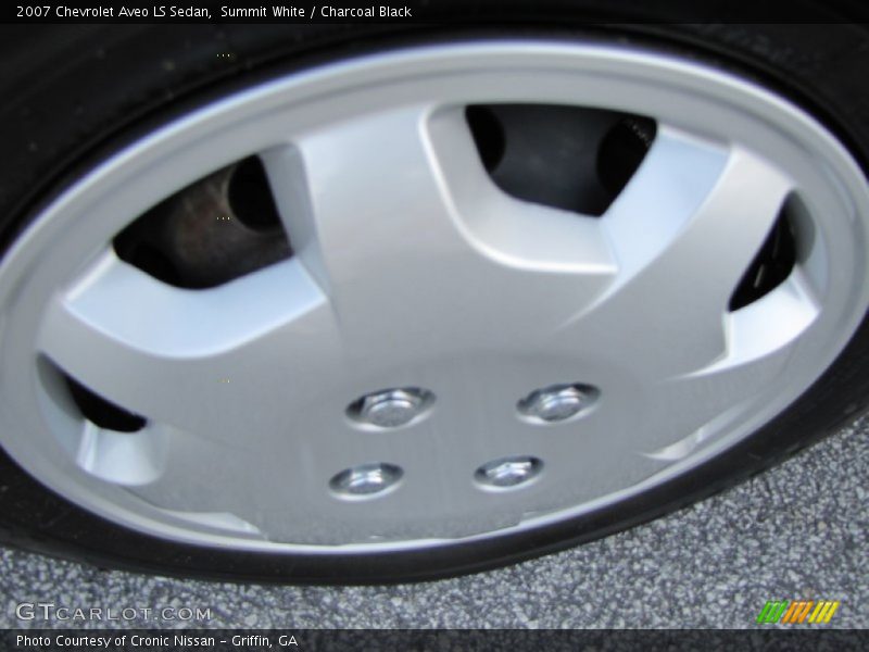 Summit White / Charcoal Black 2007 Chevrolet Aveo LS Sedan