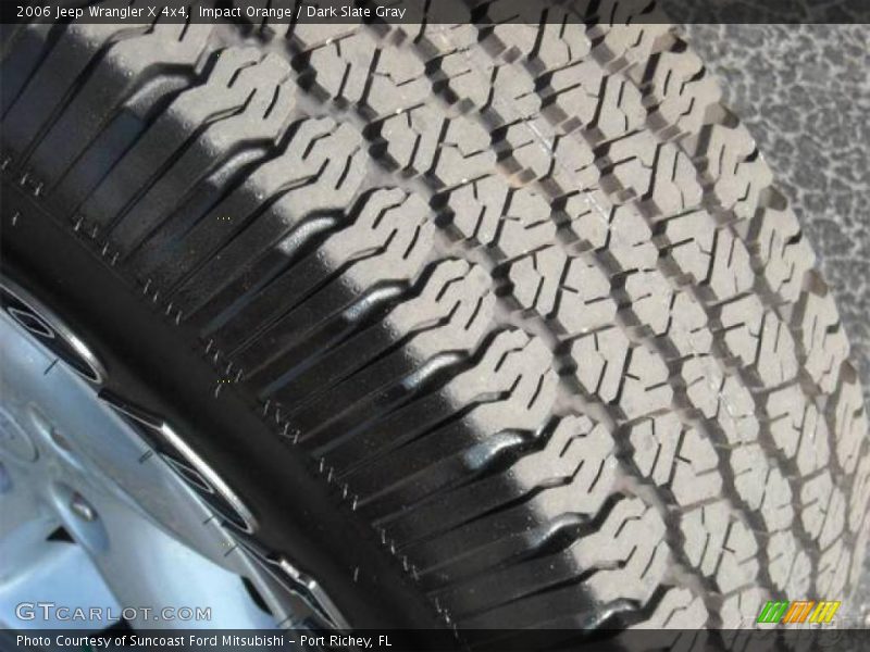 Impact Orange / Dark Slate Gray 2006 Jeep Wrangler X 4x4