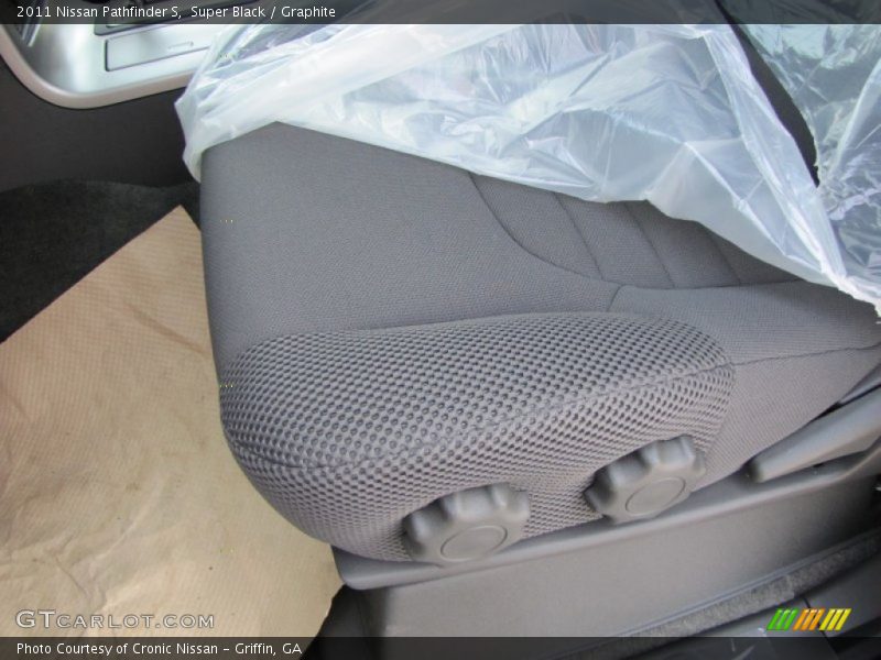 Super Black / Graphite 2011 Nissan Pathfinder S