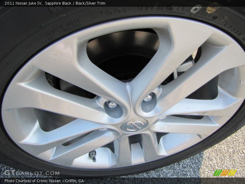Sapphire Black / Black/Silver Trim 2011 Nissan Juke SV